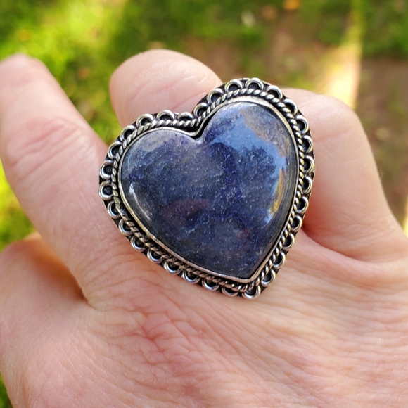 New Heart Shaped Sodalite 925 Silver Statement Ring. - Picture 6 of 16